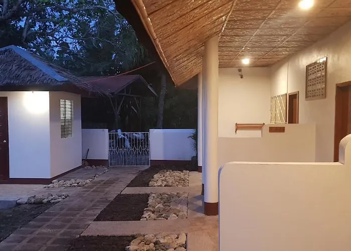 Divers Lodge *